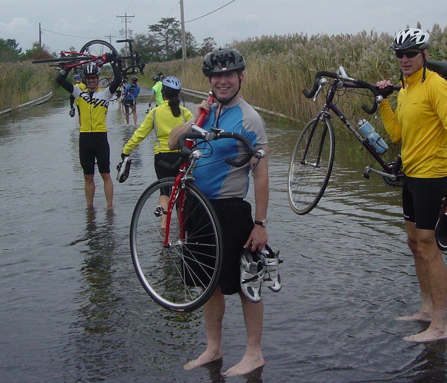 The Tour de Delaware requires determination and perseverance. And if the road is flooded, it doesn't matter if you're the Governor of Delaware: you have to do what it takes. 