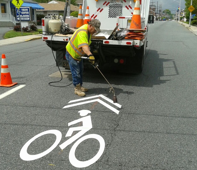 Sharrows_Newark_2013-05-09